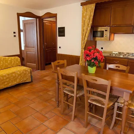 Le Grand Apartmanhotel 3*