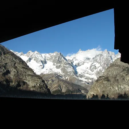 Hotel apartamentowy Le Grand Courmayeur