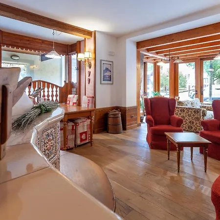 Le Grand Hotel apartamentowy Courmayeur